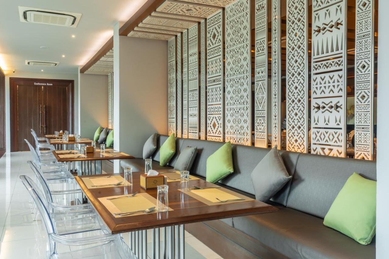 Grand Hotel Vientiane Exterior photo