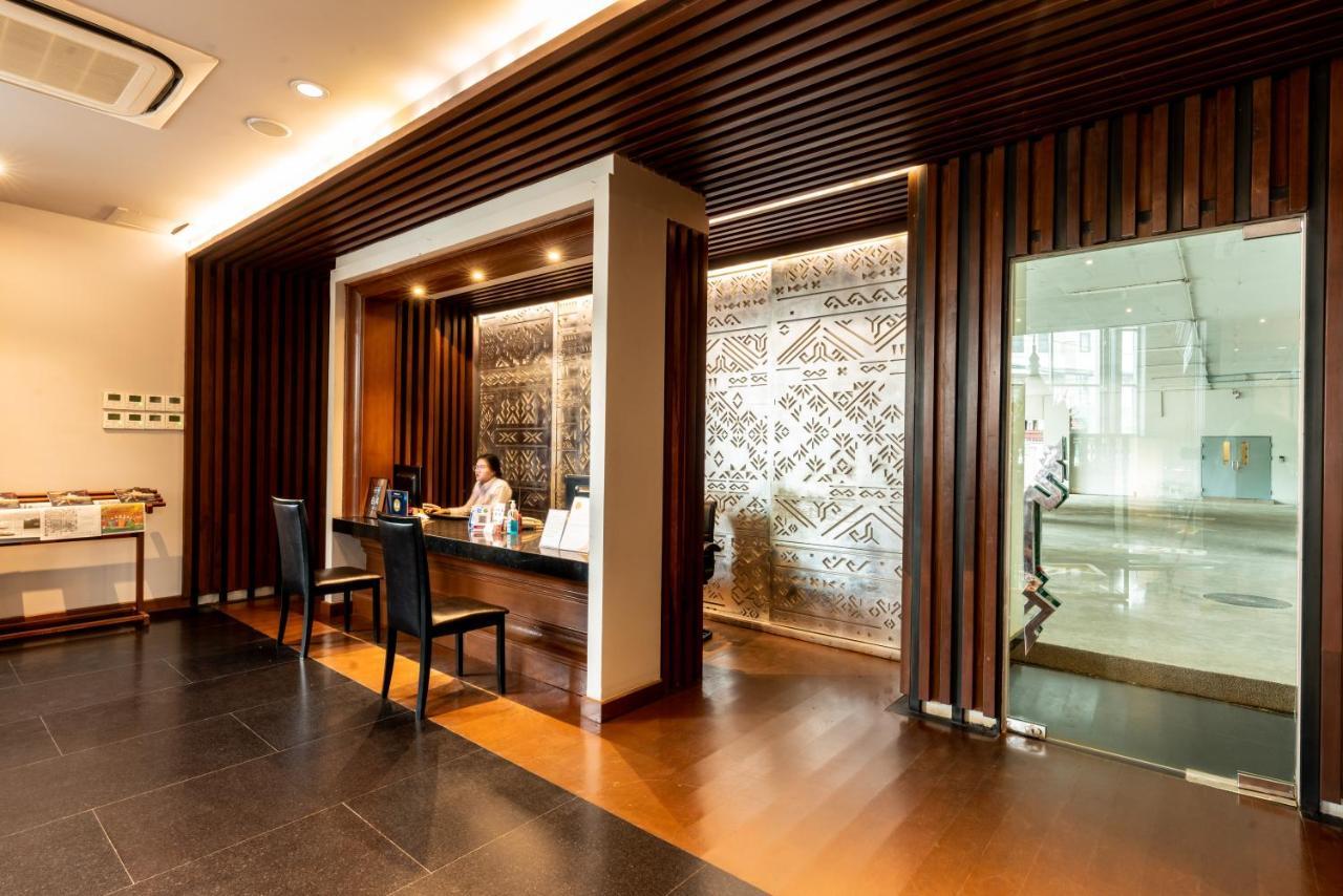 Grand Hotel Vientiane Exterior photo